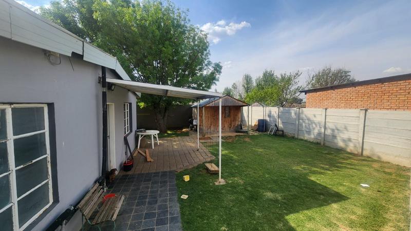 4 Bedroom Property for Sale in Kwaggafontein Free State